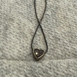 Chic Heart Pendant Necklace in Silver